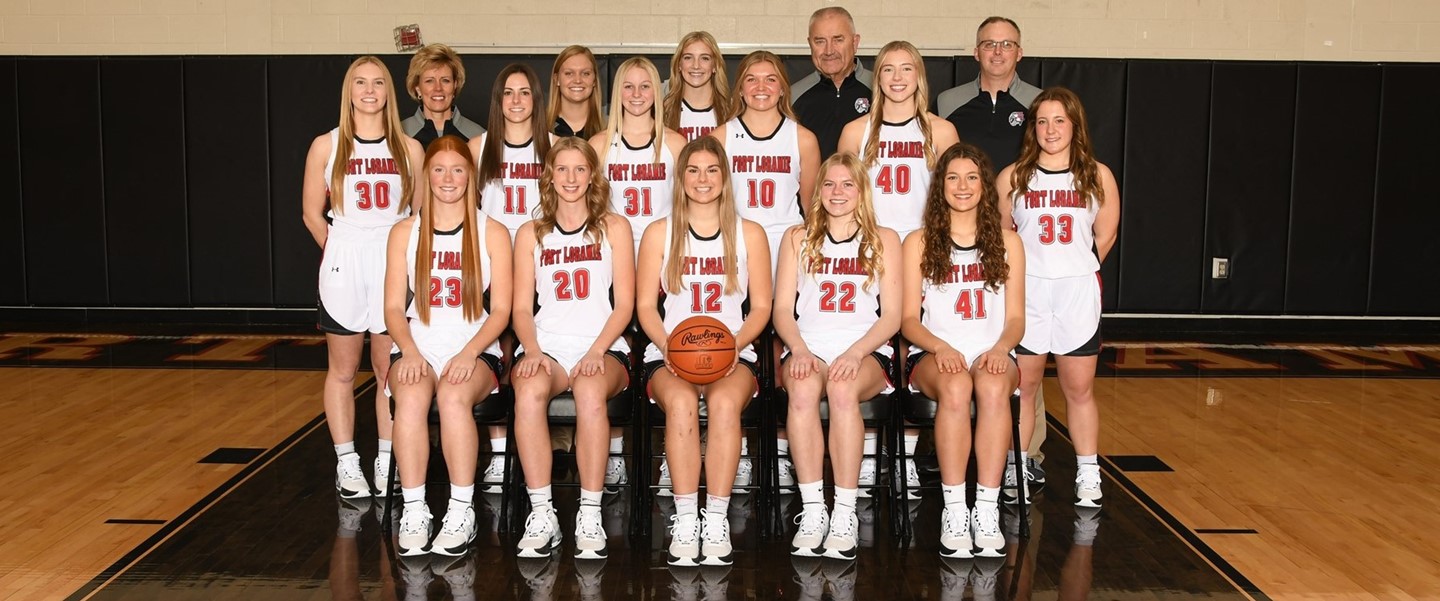 HS Girls Basketball Team Picture